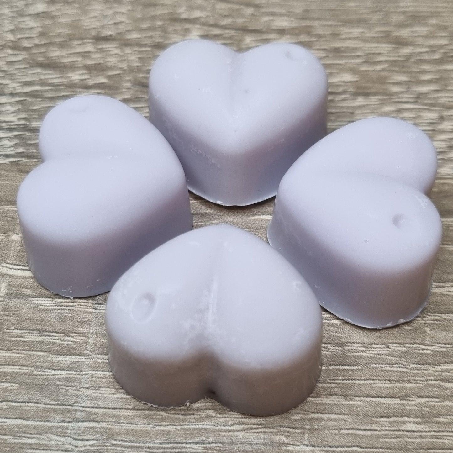 Waxmelt in hartvorm - Lavendel geur - 4 stuks - 30 gram ruim 15 uur geurplezier FOTO VOLGT NOG