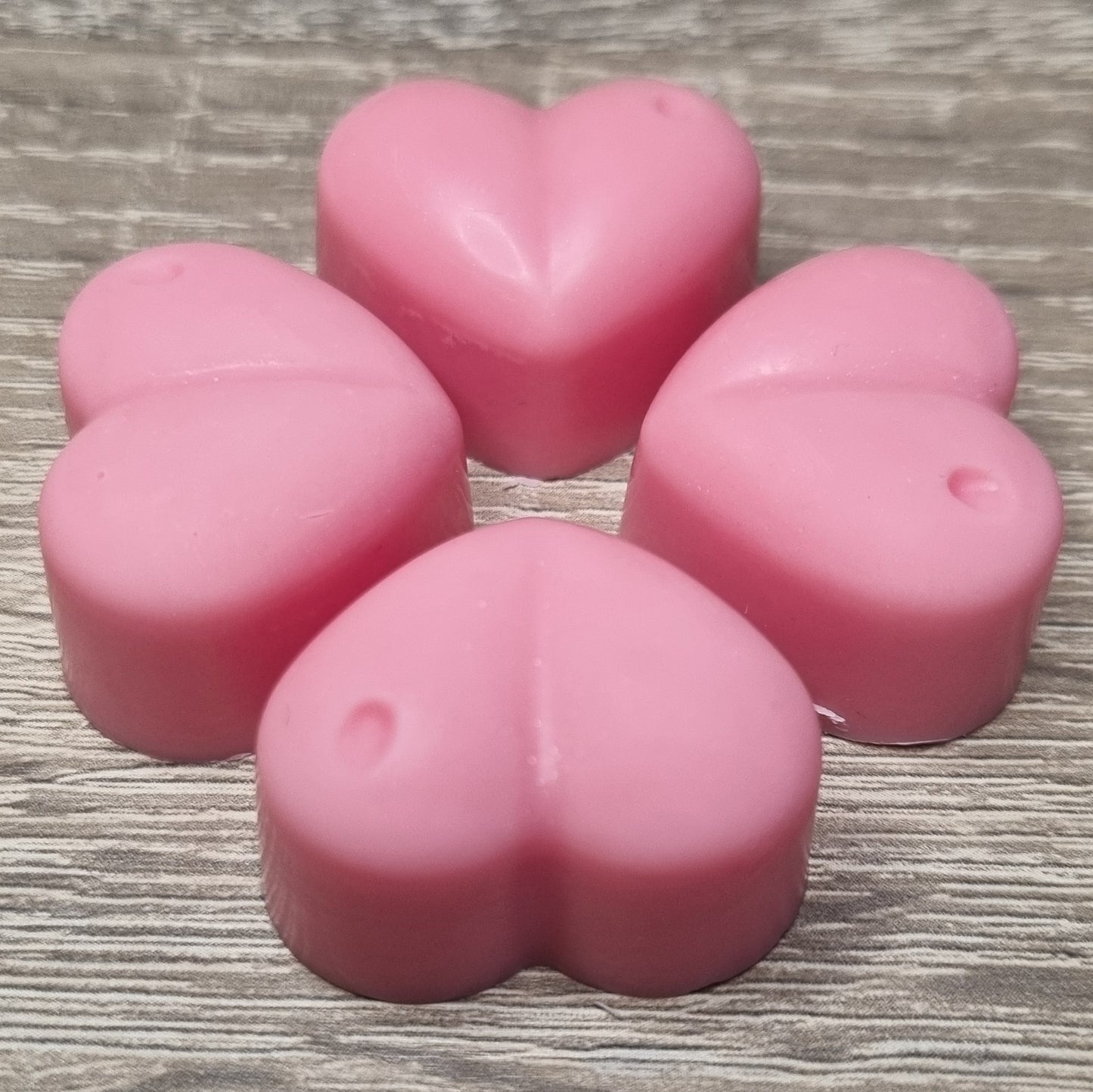 Waxmelt in hartvorm - Snoepjes geur - 4 stuks - 30 gram ruim 15 uur geurplezier