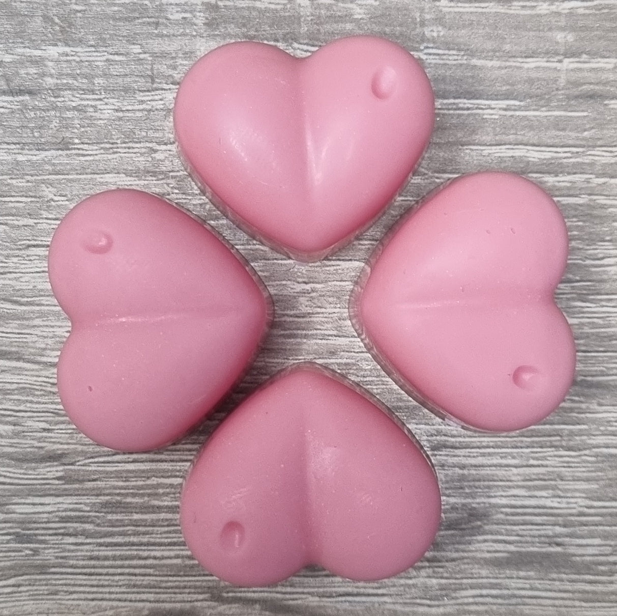 Waxmelt in hartvorm - Snoepjes geur - 4 stuks - 30 gram ruim 15 uur geurplezier