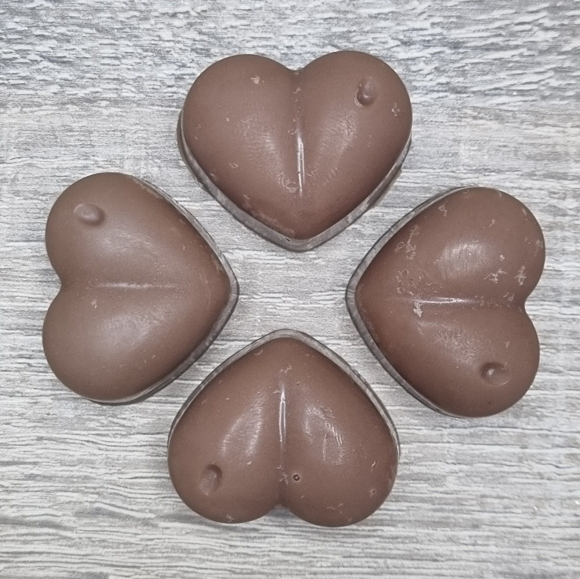 Waxmelt in hartvorm - Koffie geur - 4 stuks - 30 gram ruim 15 uur geurplezier