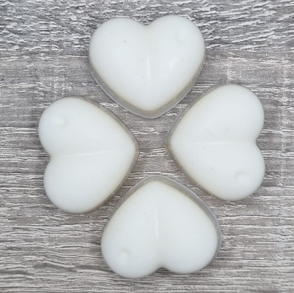 Waxmelt in hartvorm - Vanille geur - 4 stuks - 30 gram ruim 15 uur geurplezier